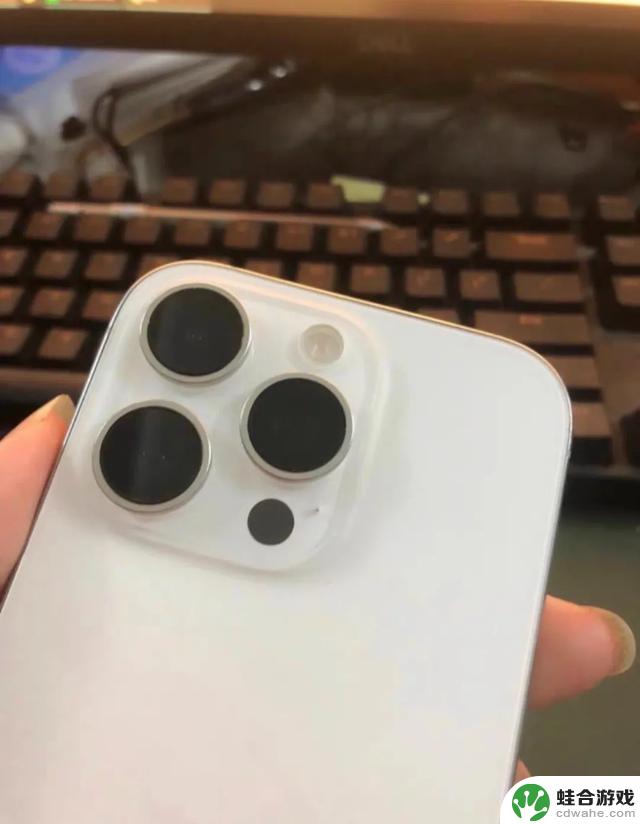 高考毕业季必备！iPhone16Pro 512G售价超6000元
