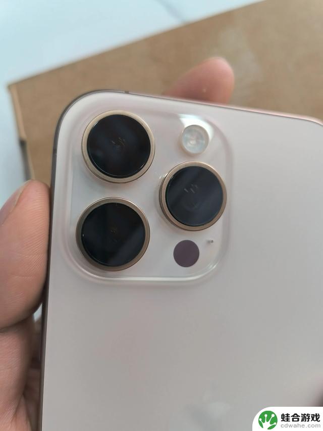 iPhone 16 Pro Max 实际使用感受:依旧强大,但略显平淡