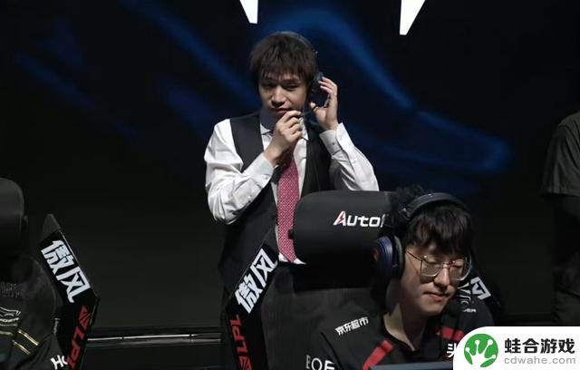 JDG新阵容首战失利！厂长执教再遭质疑，Scout表现惹争议
