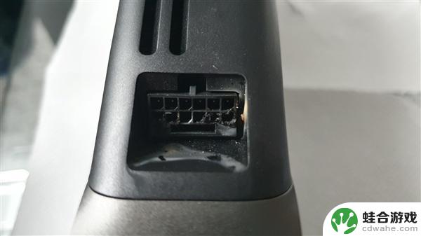 资深编辑记录下玩《明末：渊虚之羽》导致RTX 5090接口烧毁的全过程